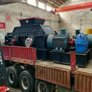 2PG610x400對輥破碎機發(fā)貨圖片_鵝卵石制砂_發(fā)往福建龍巖